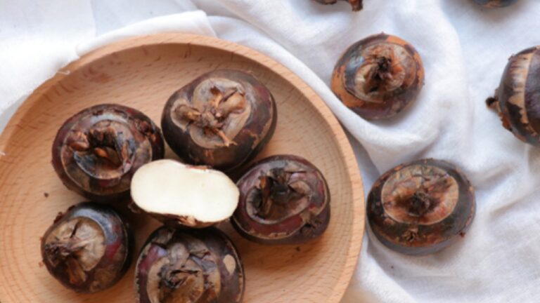 From weight loss to controlling high BP, eating water chestnuts in winter has amazing benefits