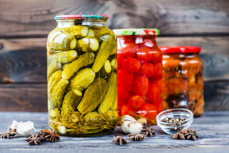 Pickles that appeal to taste can be harmful to health, know its side effects