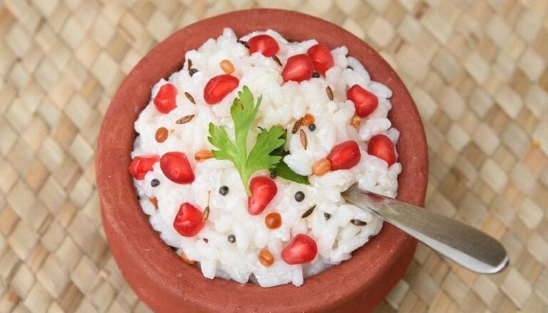 From high BP to weight control, know 6 surprising benefits of eating curd rice.