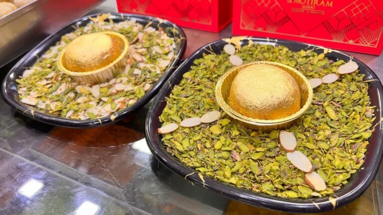 Have you eaten sweets worth Rs 11,000 per kg? 'Golden Ghari' made of 24 carat gold foil and pure desi ghee