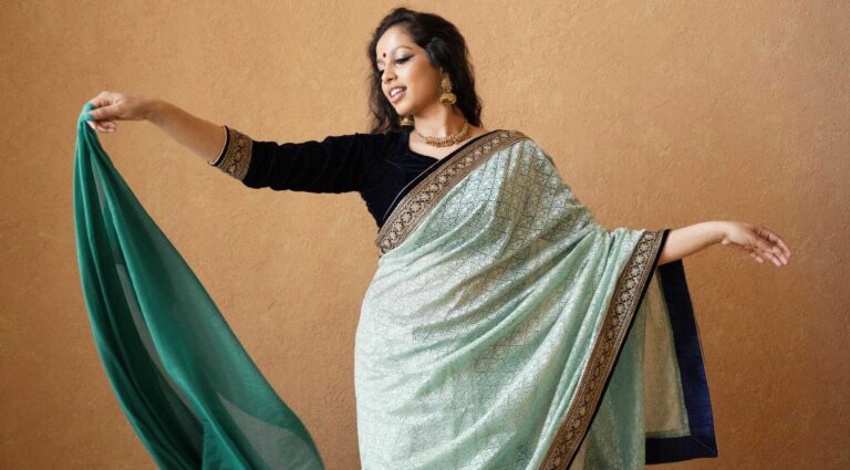 Every woman should definitely have these types of sarees, they will come in handy during the festive season.