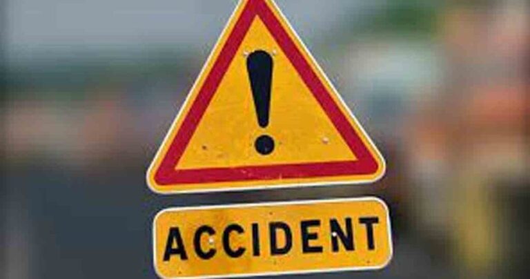 2 dead, 2 seriously injured in Gamkhwar Aksmat on Ahmedabad-Bagodara highway