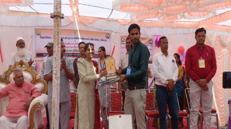 GCRT held in Palanpur. and 9th Education Festival of District Level by Zilla Shiksha and Training Bhavan