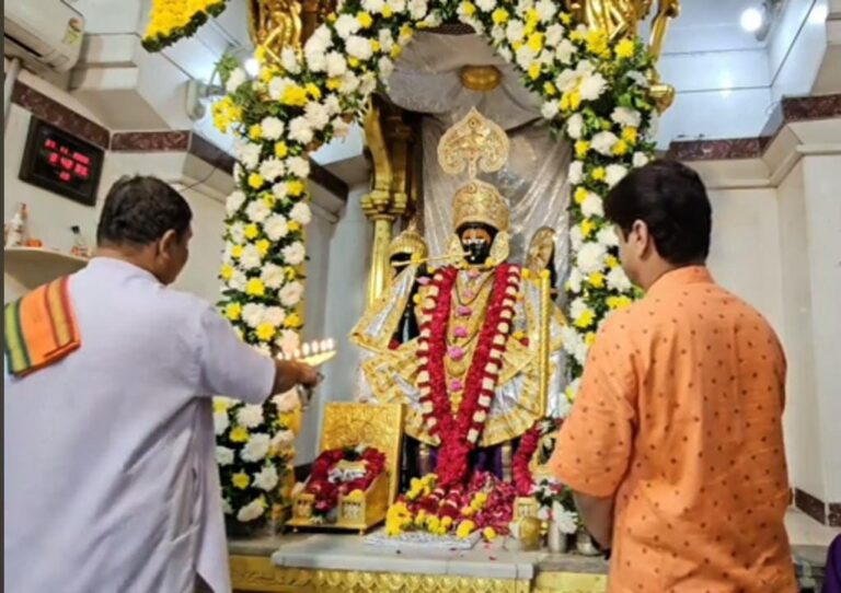 Shamlaji, the god of Diwali, was filled with pilgrims