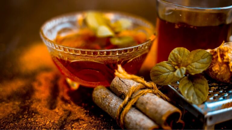 From weight loss to cholesterol, know the countless benefits of drinking cinnamon water.