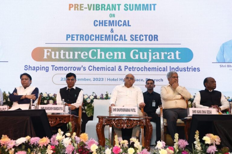 Pre-Vibrant Summit: Pre-Summit Seminar on Chemicals and Petrochemicals held at FutureChem Gujarat Chemical Capital Bharuch