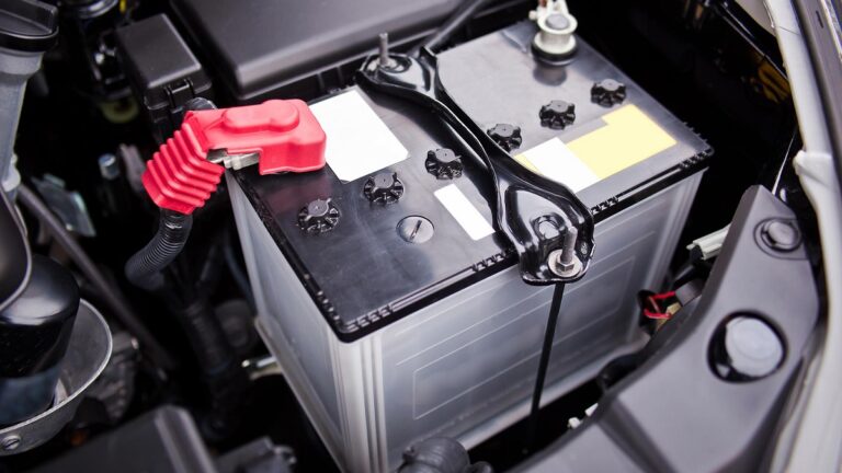 Car battery does not last even a year? Find out the reason for its deterioration