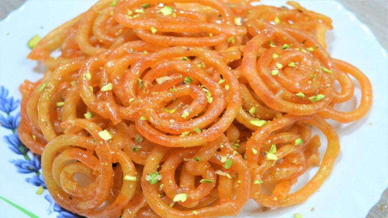 Instead of gram flour this time make delicious jalebi with chickpea flour, note the simple recipe.