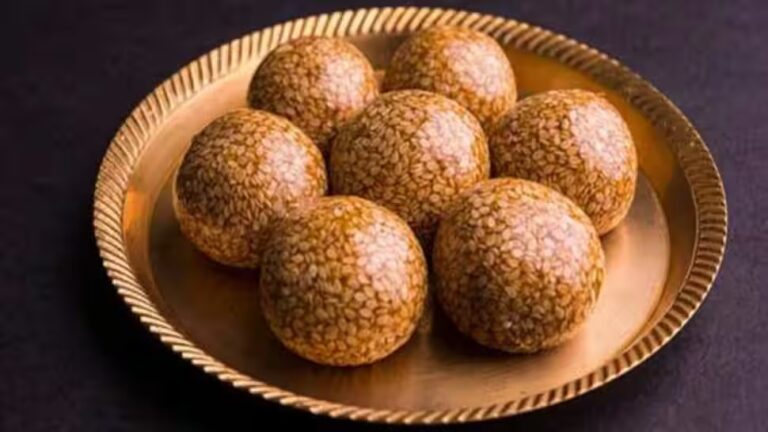 Sesame-jaggery laddu made in winter season is also beneficial for health