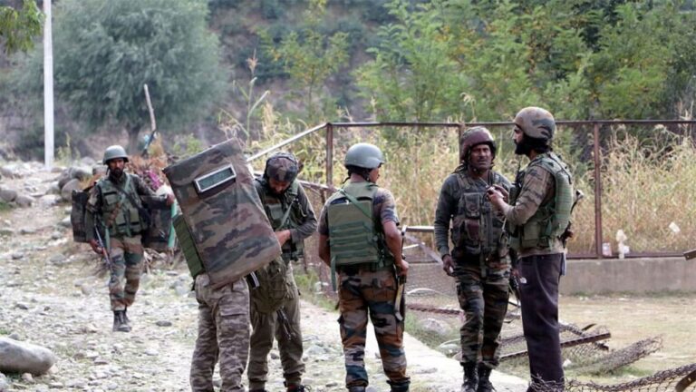 Clash between security forces and terrorists in Hadigam area of Kulgam