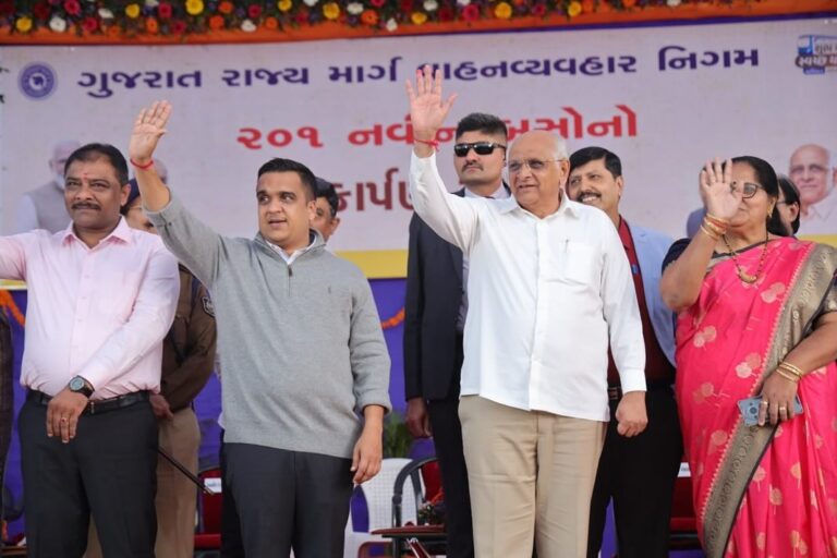 Gujarat S. T. 201 new buses were launched by the department