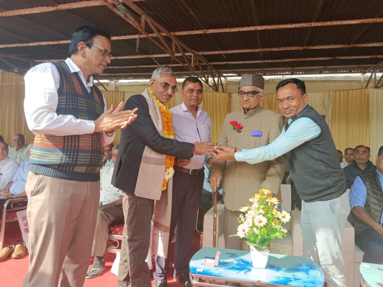 Deodar Shree VK Vaghela High School held a farewell function