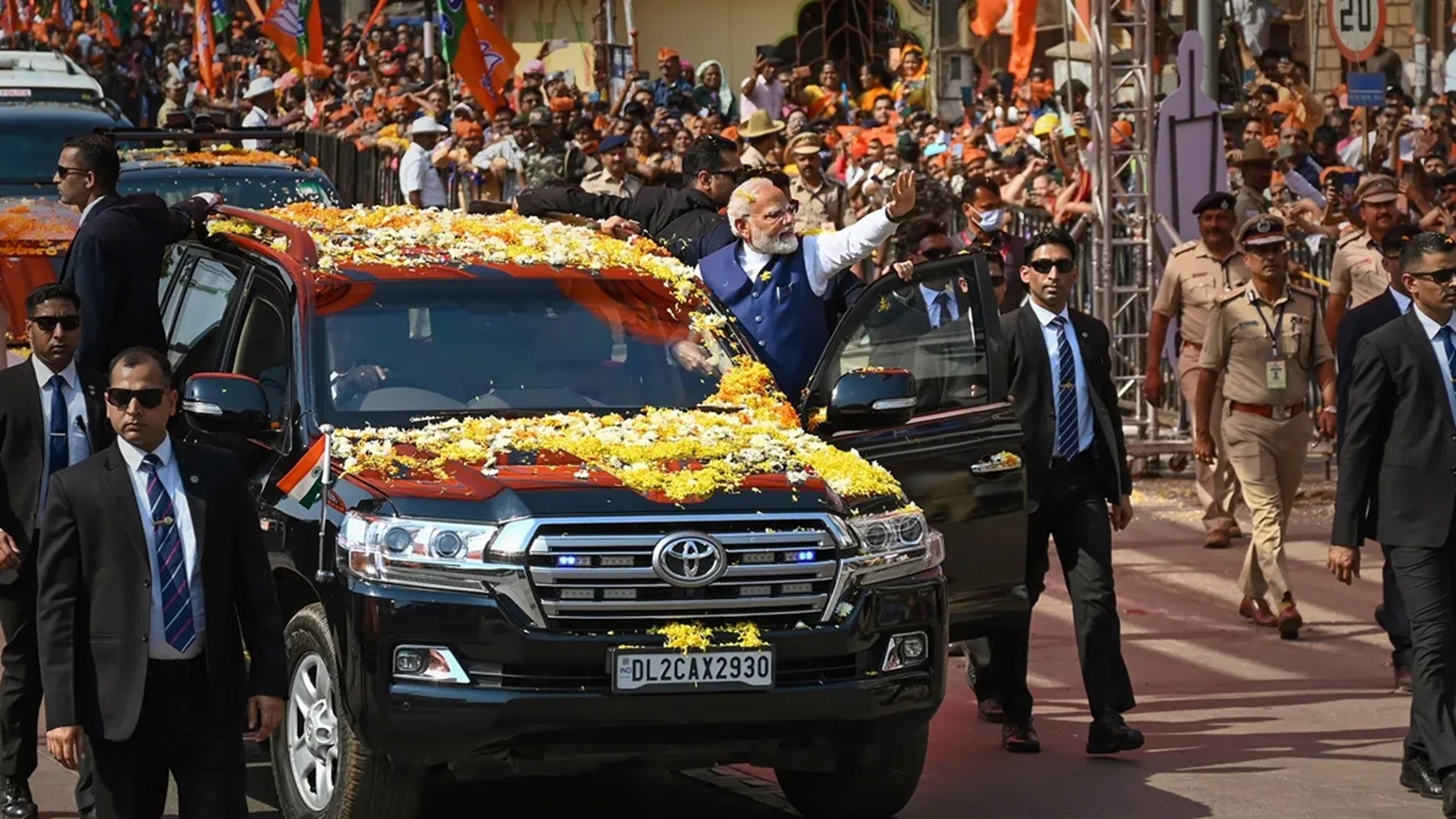 PM Modi: આની મંજૂરી આપી શકાય નહીં, PM મોદીના સુરક્ષા વાહનોના રજિસ્ટ્રેશનમાં NGTએ વધારો કર્યો નથી