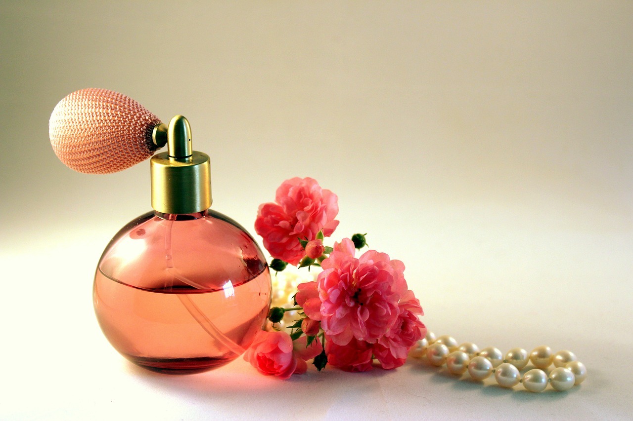 The world's most expensive perfume is made from flowers, even the rich have to think first to buy it