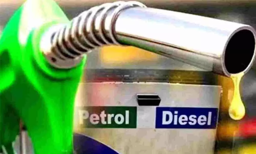 Petrol Diesel Price Today: જાહેર થયા નવા પેટ્રોલ અને ડીઝલના ભાવ, જાણી લ્યો તમારા શહેરના આજના ભાવ