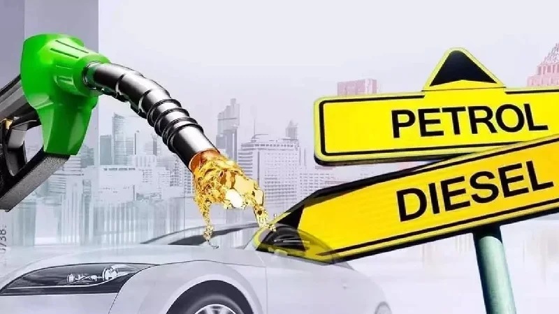 Petrol-Diesel: ચૂંટણી પુરી થતા જ પેટ્રોલ ડીઝલના ભાવે ભડકા બોલાવ્યા, જાણો ક્યાં ભાવે મળશે