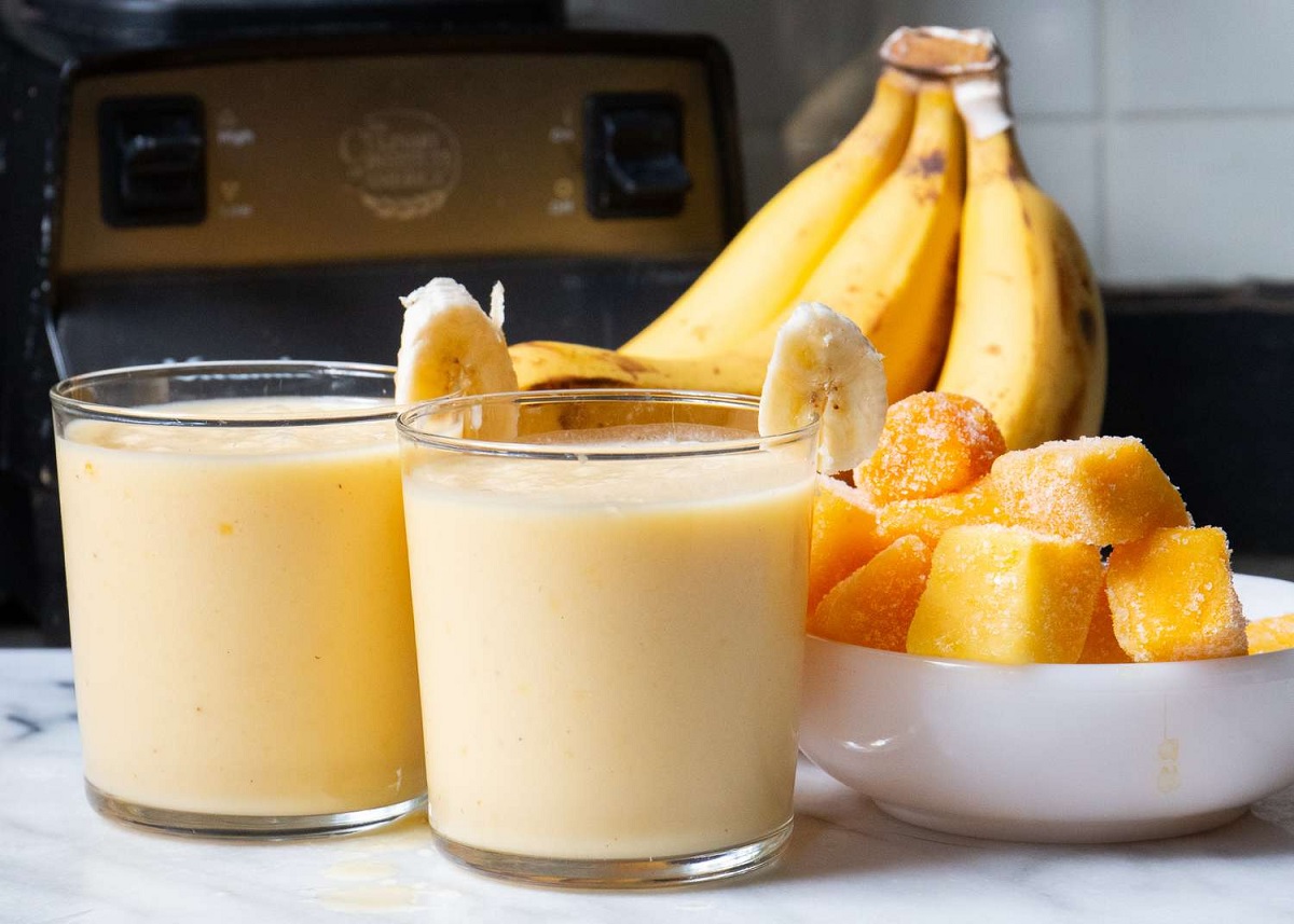 Banana Smoothie :  દિવસની શરૂઆત કરો હેલ્ધી અને ટેસ્ટી, જાણો કેળાની સ્મૂધી બનાવવાની સરળ રીત  