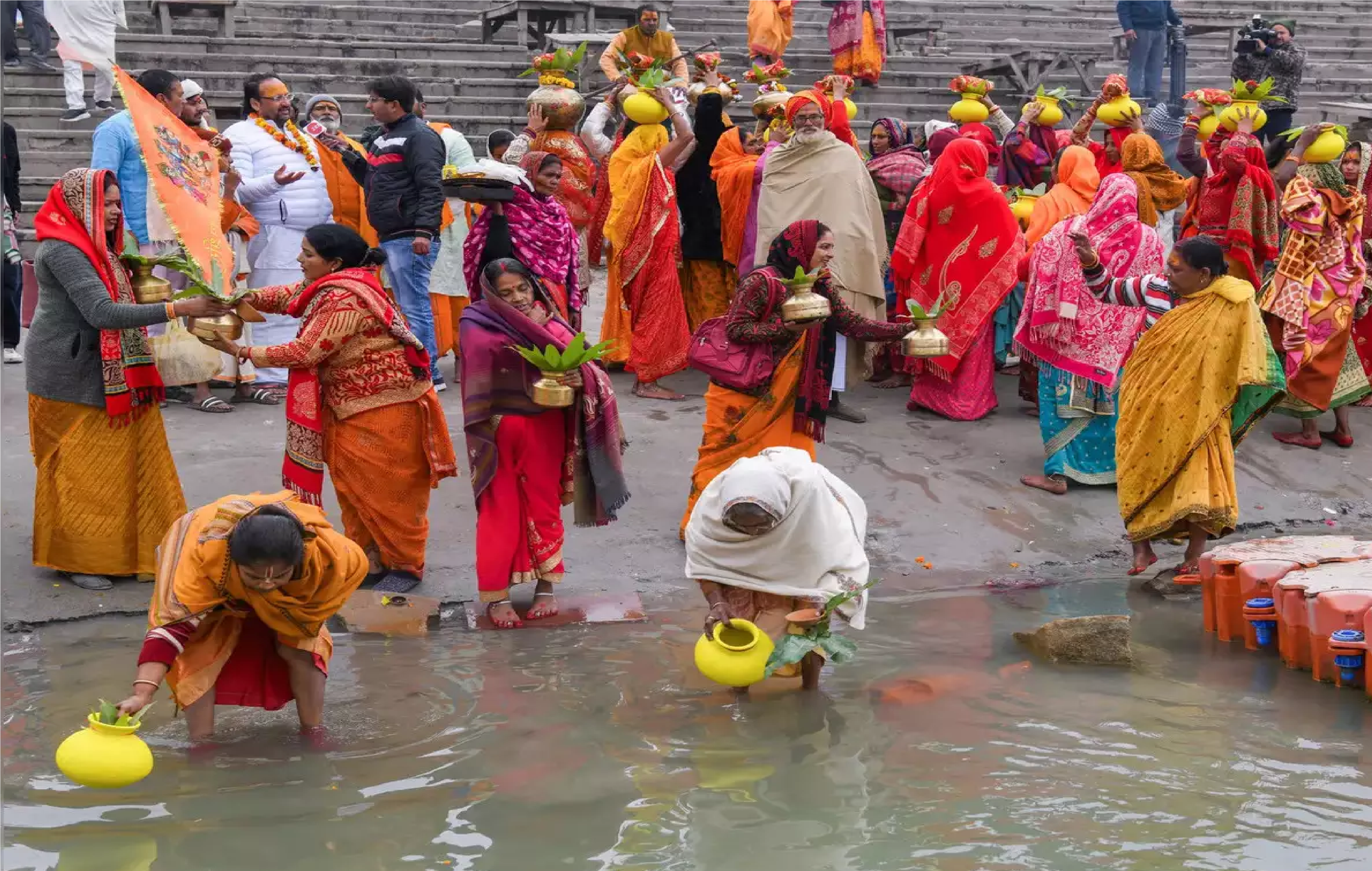 Sri Lanka: શ્રીલંકામાં માતા સીતાના મંદિરનો કરાયો અભિષેક, ભારતની સરયુ નદીમાંથી લેવાયું પાણી અને નેપાળથી આવ્યા કપડાં