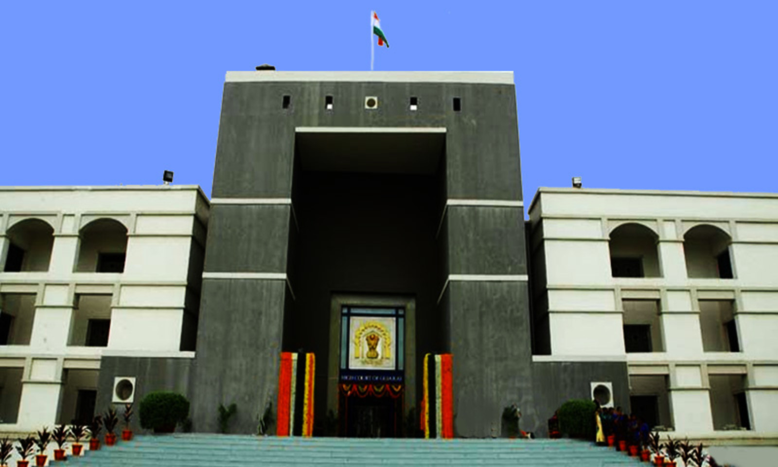 Gujarat High Court : સુરતમાં ભાજપની જીતને પડકારતી PIL પર તાત્કાલિક સુનાવણી નહીં, HCએ આપ્યો આવો જવાબ