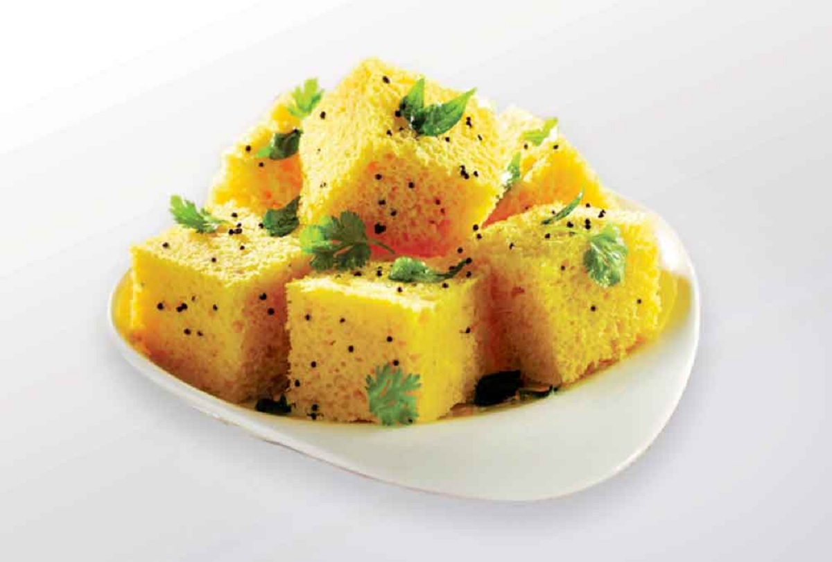 Khaman Dhokla recipe : ઘણી ટ્રાય કરવા છતાં પણ નથી ફુલતાં ઢોકળા, તો કરો આ રેસિપી ટ્રાય