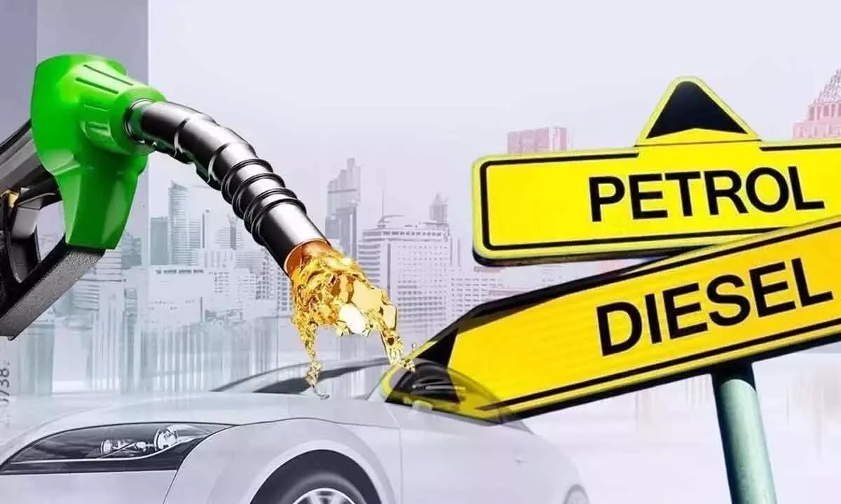 Petrol-Diesel Price Today: આજે કંપની દ્વારા જાહેર કરાયા પેટ્રોલ અને ડીઝલના નવા ભાવ, તપાસી લો તમારા શહેરના આજના ભાવ