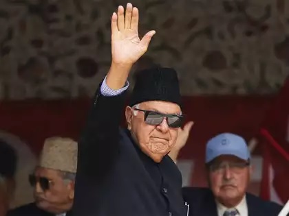 Farooq Abdullah : તેણે બંગડીઓ નથી પહેરી, તેની પાસે એટમ બોમ્બ પણ છે... PoK પર રાજનાથ સિંહના નિવેદન પર ફારૂક અબ્દુલ્લાની ટિપ્પણી