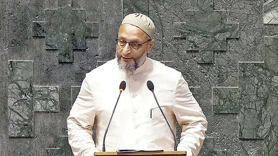 Asaduddin Owaisi : શું પેલેસ્ટાઈનના નારા લગાવવાને કારણે અસદુદ્દીન ઓવૈસીનું સંસદ સભ્યપદ છીનવાઈ શકે છે ?