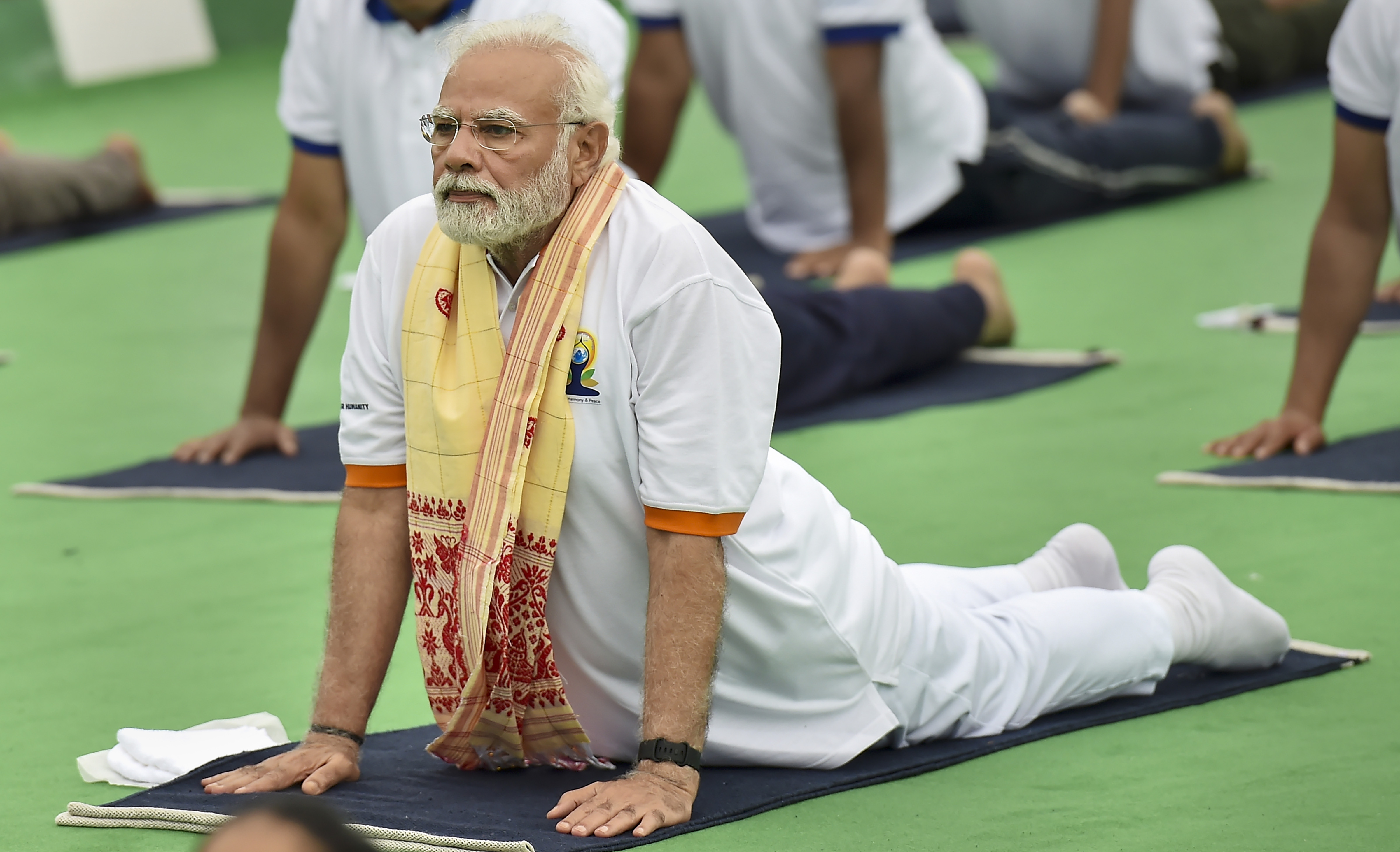 International Yoga Day: આંતરરાષ્ટ્રીય યોગ દિવસની 10 વર્ષની ઐતિહાસિક યાત્રા પર PM મોદીએ કહ્યું, દુનિયા યોગ અર્થતંત્રનો