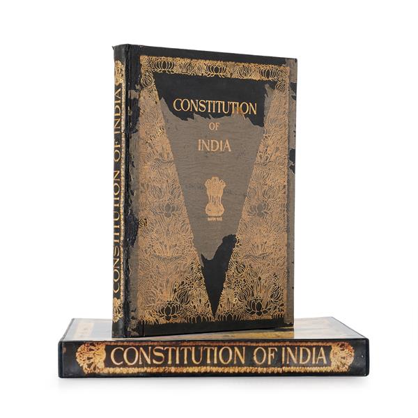 Constitution of India : ભારતીય બંધારણની પ્રથમ આવૃત્તિની નકલની થઇ હરાજી, આટલા રૂપિયામાં વેચાઈ