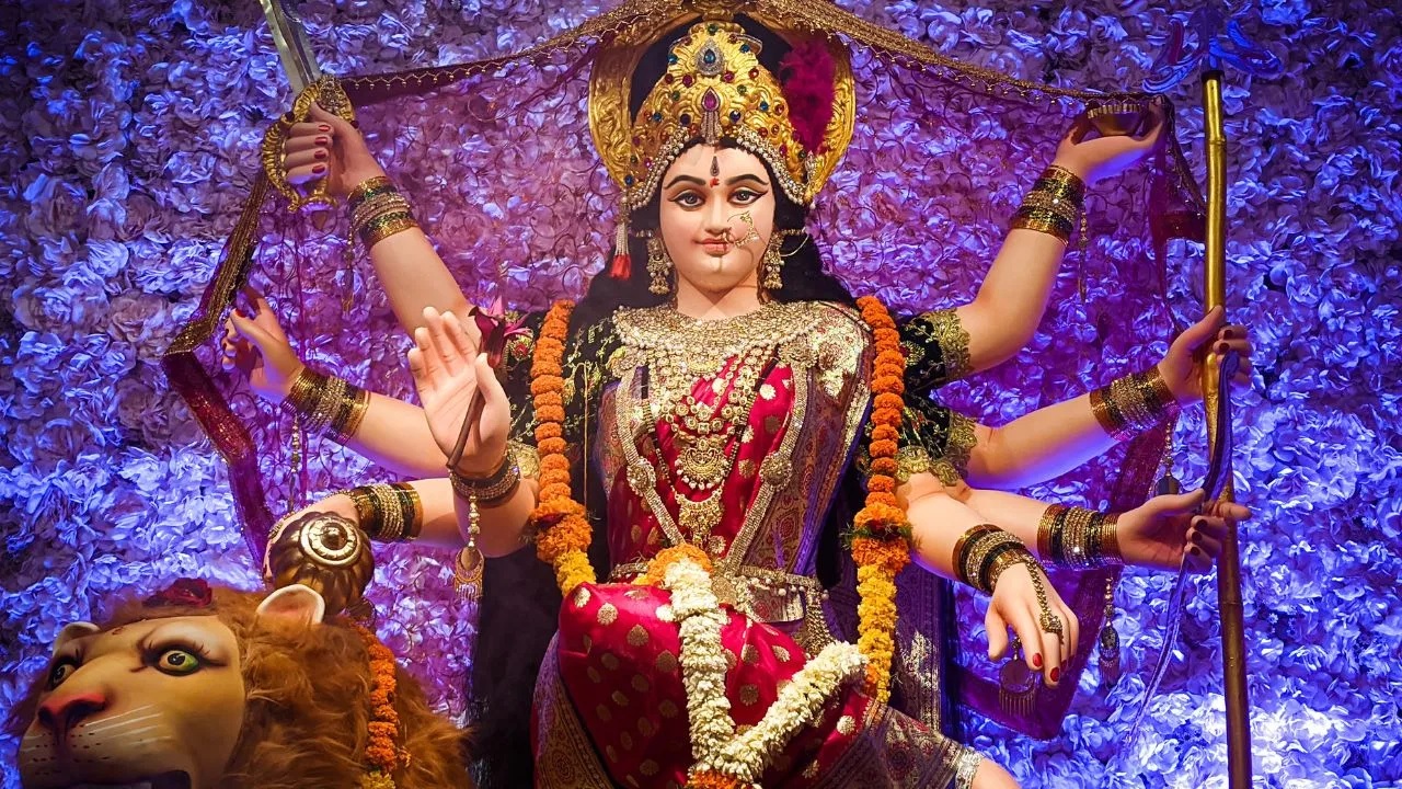 Gupt Navratri 2024: અષાઢ ગુપ્ત નવરાત્રિ પર કરો દુર્ગા ચાલીસાનો પાઠ