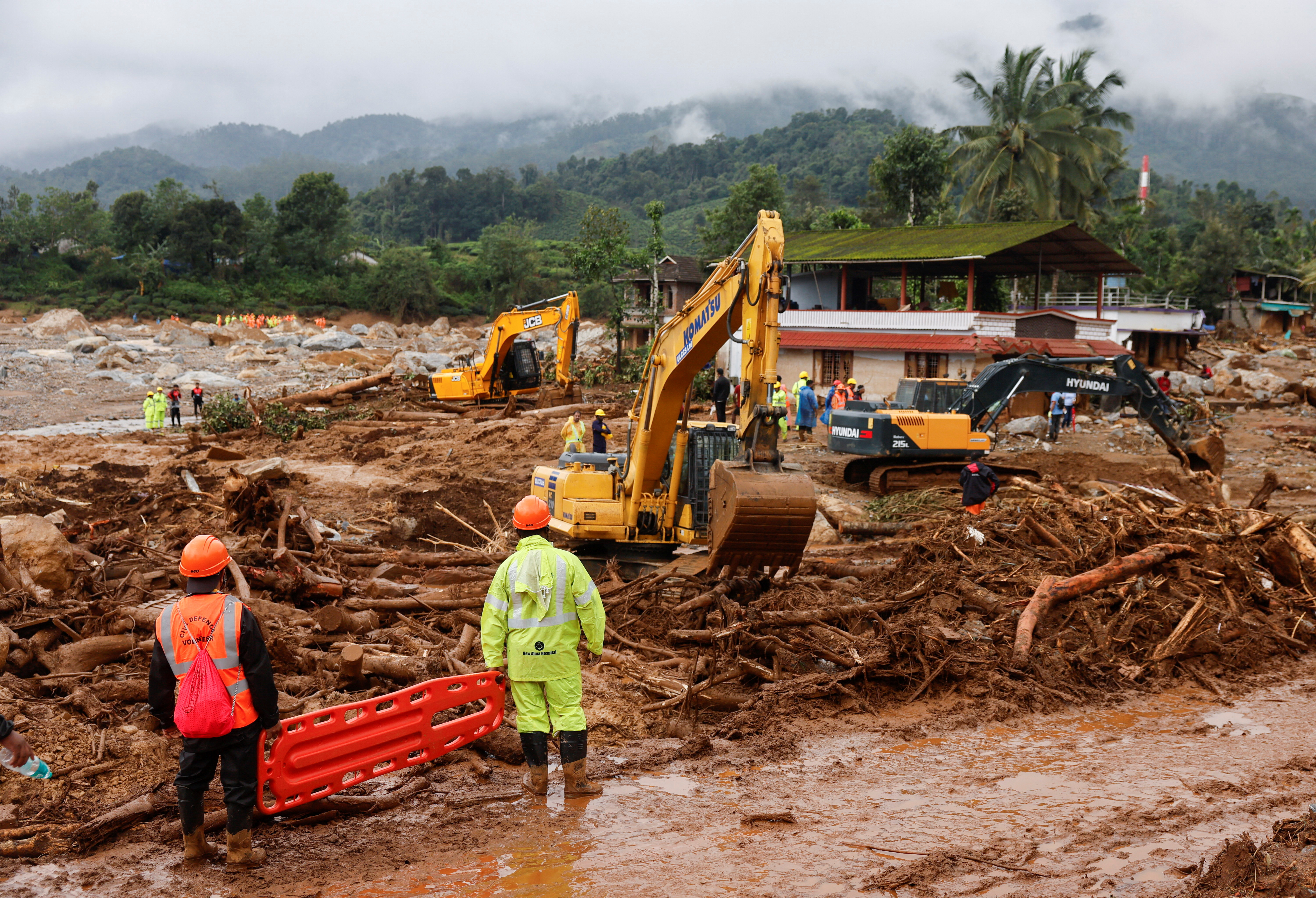 Wayanad landslides : વાયનાડમાં ભૂસ્ખલનમાં મૃત્યુઆંક વધીને પહોંચ્યો આટલાને પાર