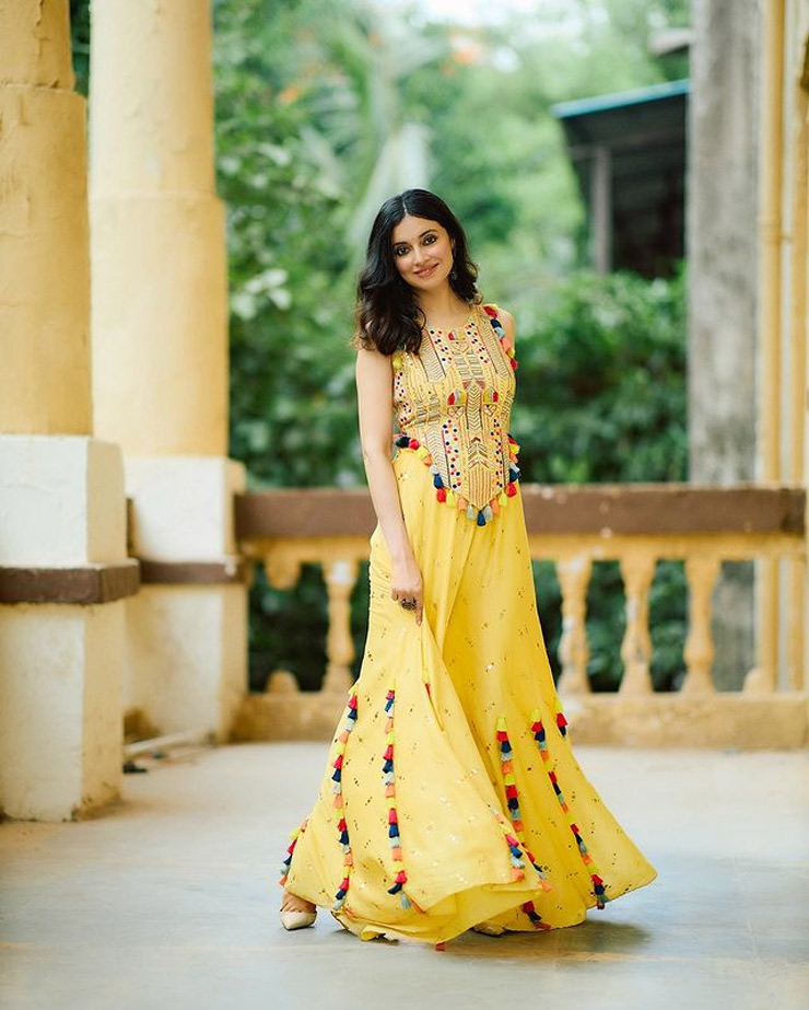 Fashion News:રક્ષાબંધન પર રોયલ લુક મેળવવા માટે આ અભિનેત્રીઓના આઉટફિટમાંથી આઈડિયા લો